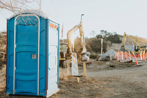 Best Porta potty rental near me  in Niagara Falls, NY